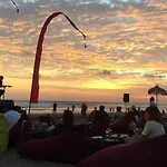 Zen Rooms Seminyak Taman Petitenget